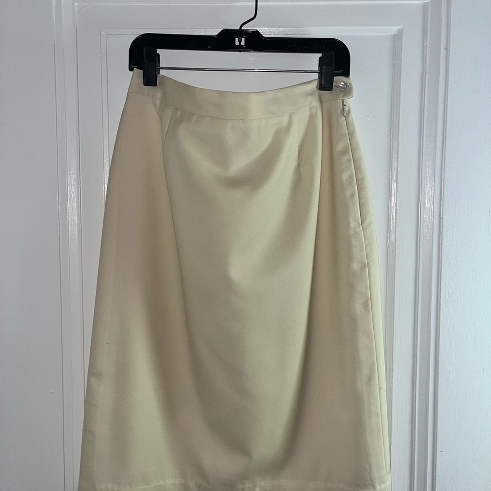 Burberry Cream Pencil Skirt